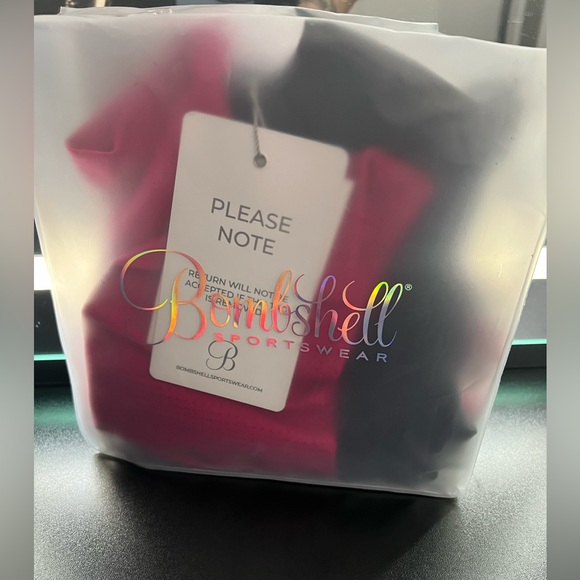 Bombshell Perform Thigh Highs - Picture 4 of 5